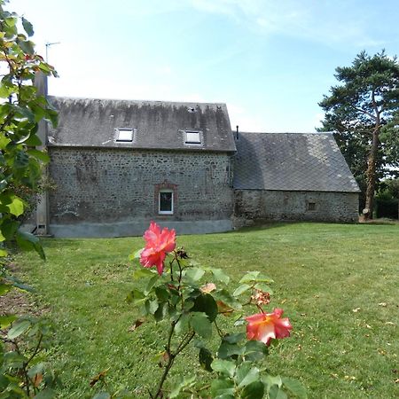 Le Gite De La Haie Portee Lignieres-Orgeres Luaran gambar