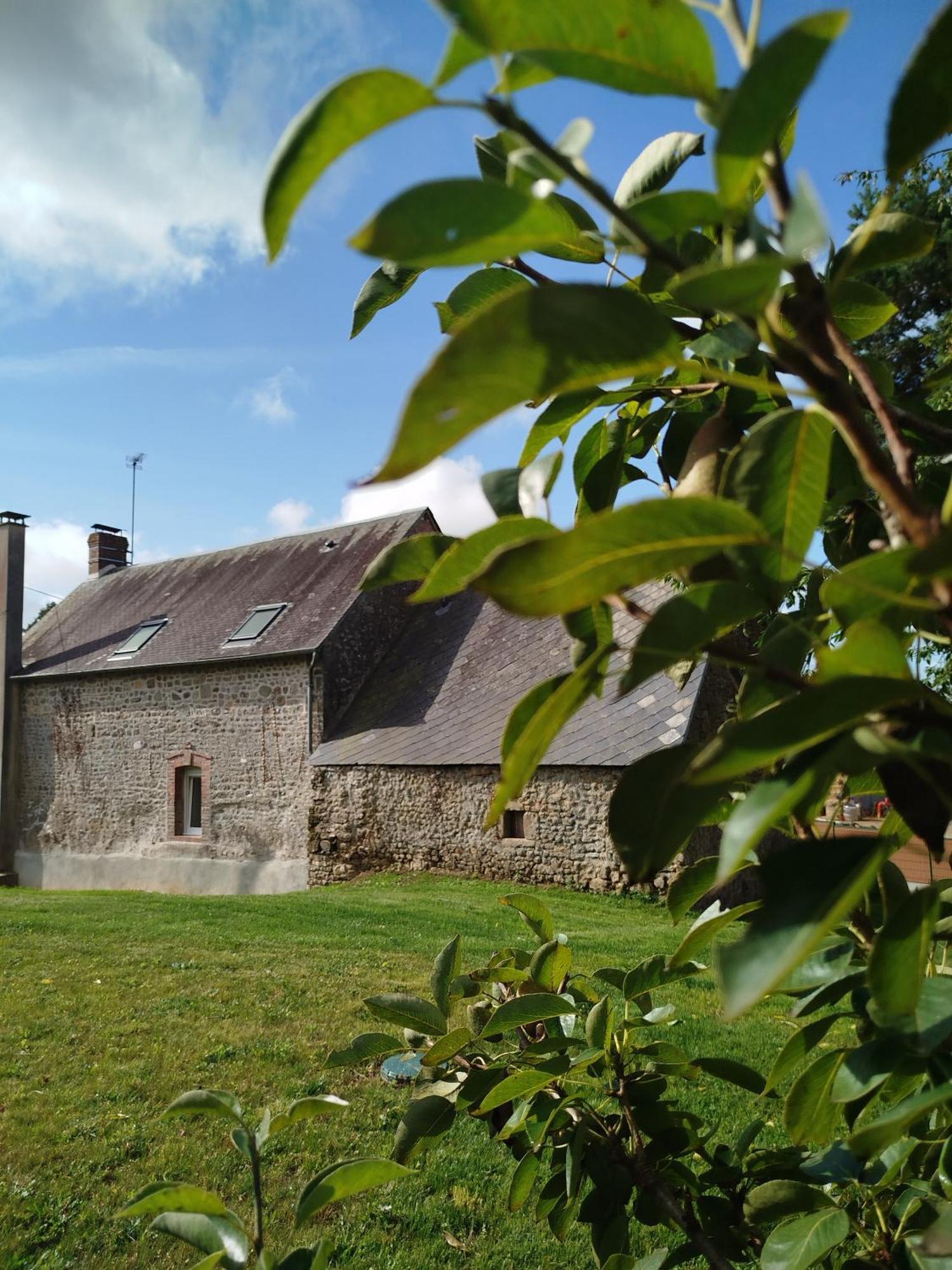 Le Gite De La Haie Portee Lignieres-Orgeres Luaran gambar